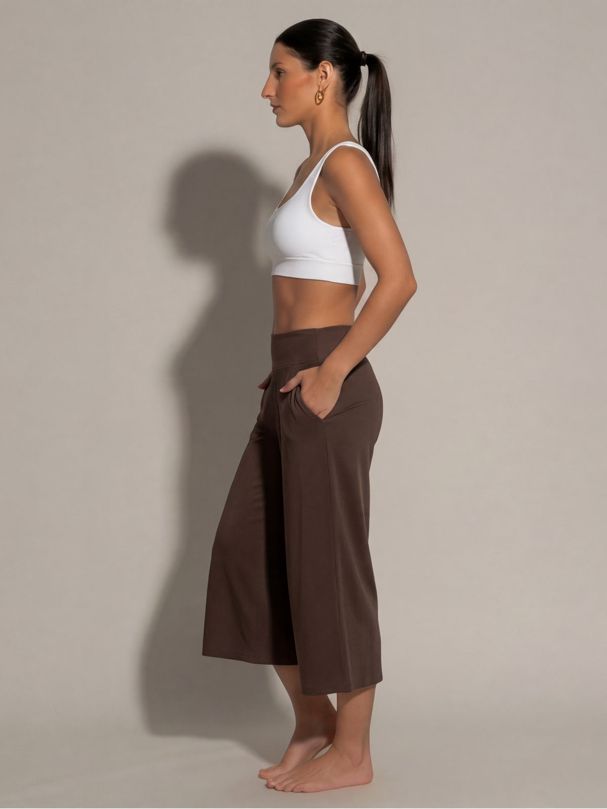 WEARTH The Studio Crop β Brown β Wide Leg Silhouette β Plant-Based Activewear WEARTH The Studio Crop β Brown β Wide Leg Silhouette β Plant-Based Activewear