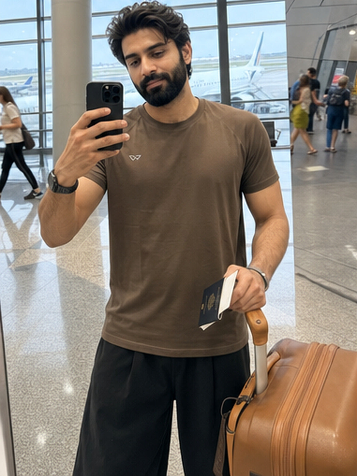 Real customer wearing WEARTH Motion Tee