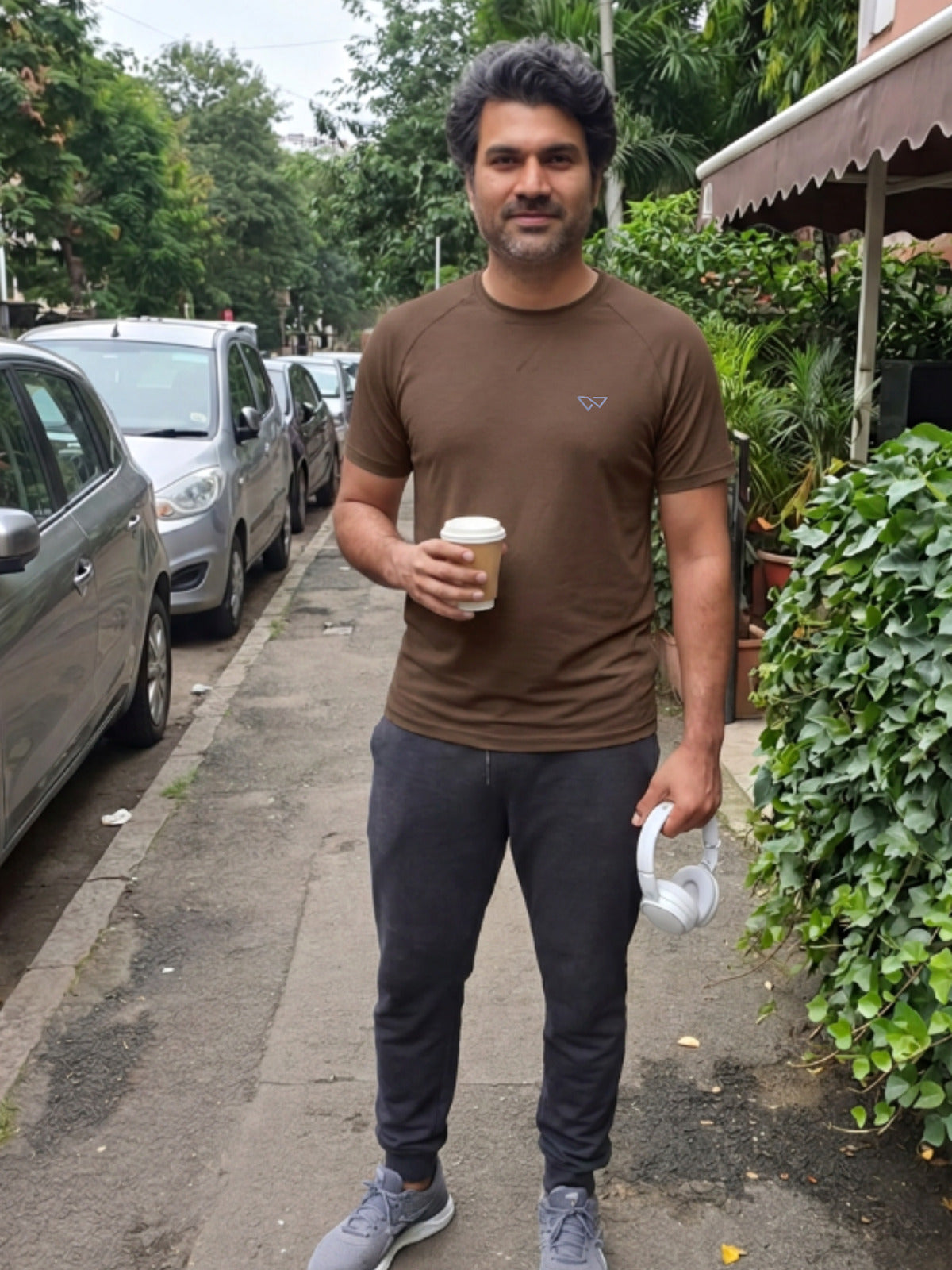 Real customer wearing WEARTH Motion Tee